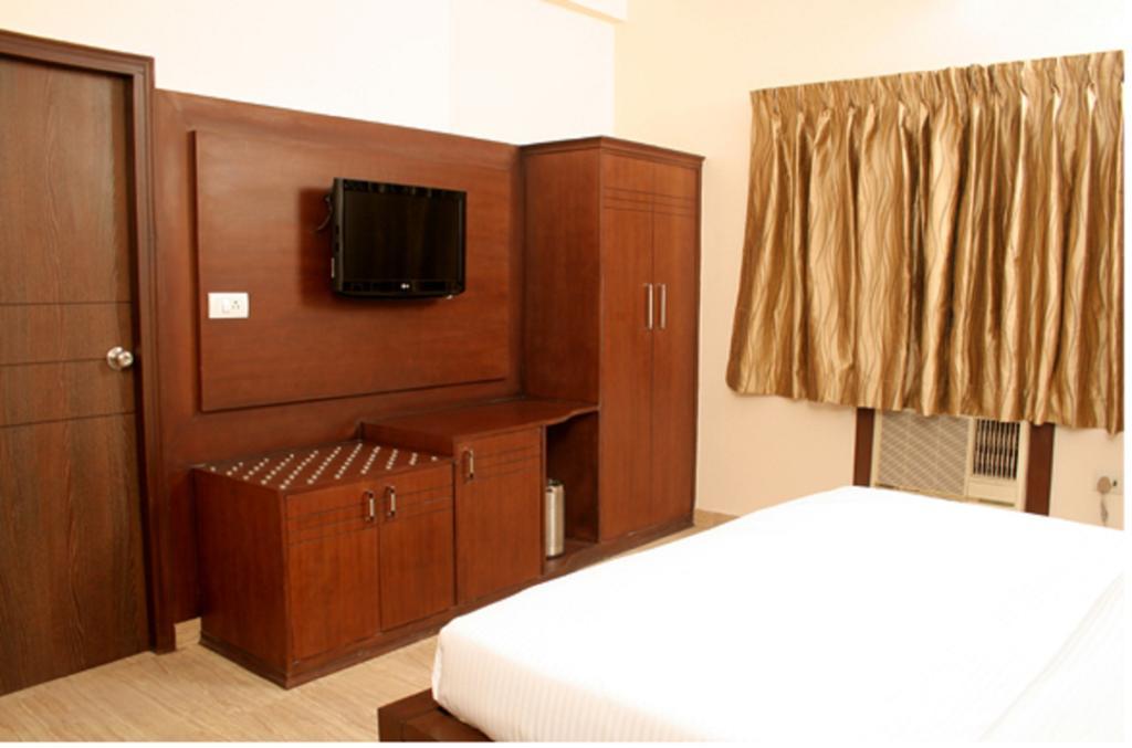Hotel Jasmine Харідвар Екстер'єр фото